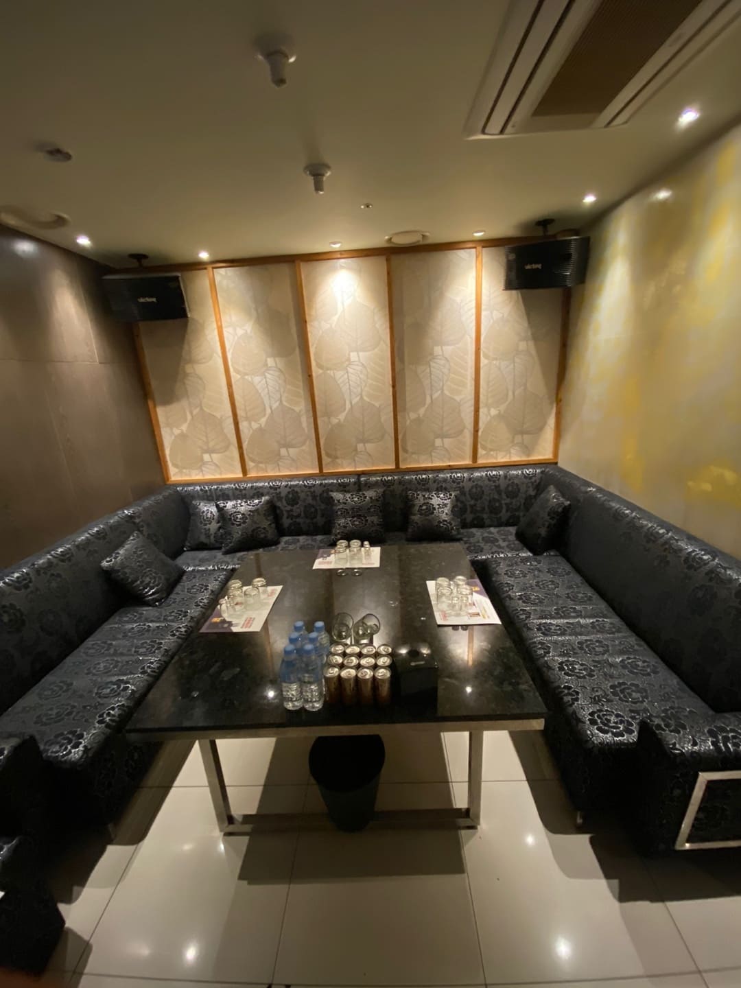 강남 플레이 셔츠룸 이미지