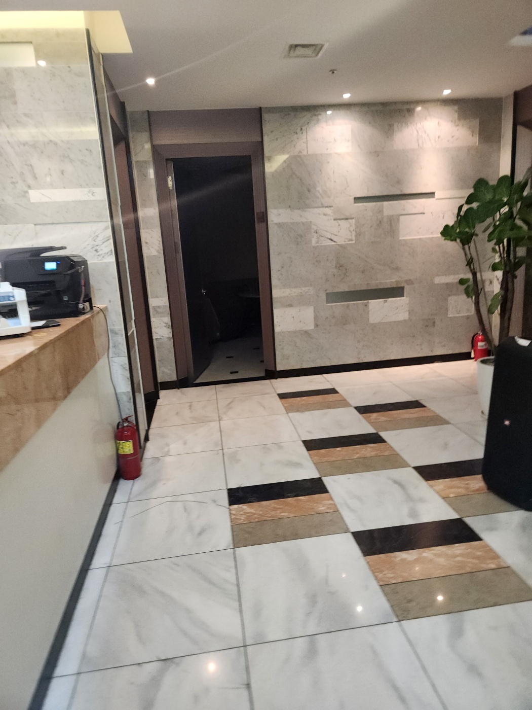 강남 임팩트 쩜오 이미지